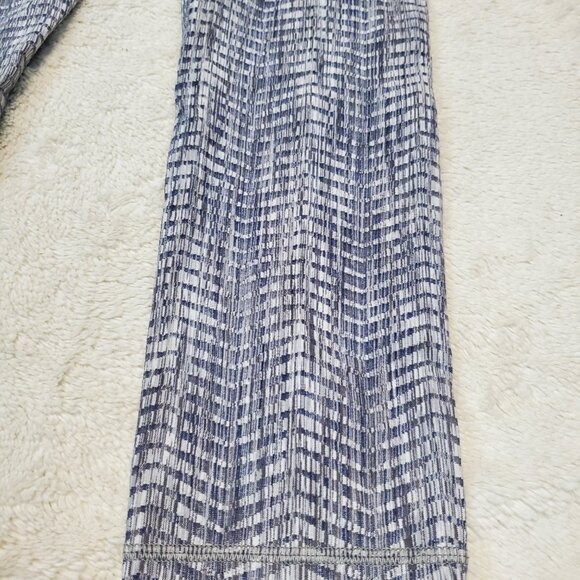 Lululemon Wunder Under High Rise Gray White  Active 21" Inseam Cropped Legging 4 - Picture 4 of 6